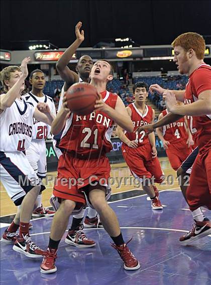 Thumbnail 2 in Ripon vs. Modesto Christian (CIF SJS D4 Final) photogallery.