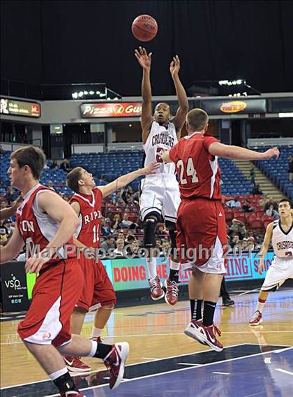 Thumbnail 1 in Ripon vs. Modesto Christian (CIF SJS D4 Final) photogallery.