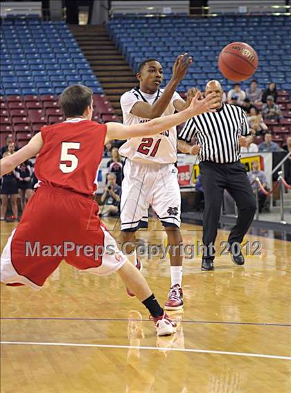 Thumbnail 2 in Ripon vs. Modesto Christian (CIF SJS D4 Final) photogallery.