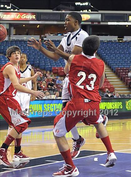 Thumbnail 3 in Ripon vs. Modesto Christian (CIF SJS D4 Final) photogallery.