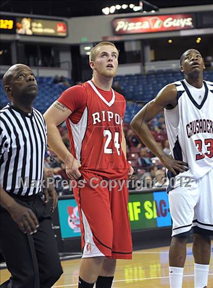 Thumbnail 2 in Ripon vs. Modesto Christian (CIF SJS D4 Final) photogallery.