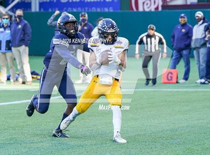 Thumbnail 3 in Highland Park vs Lone Star (UIL 5A Regional) photogallery.