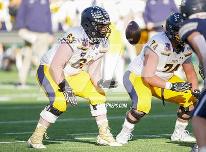 Thumbnail 3 in Highland Park vs Lone Star (UIL 5A Regional) photogallery.