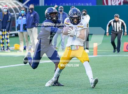 Thumbnail 2 in Highland Park vs Lone Star (UIL 5A Regional) photogallery.