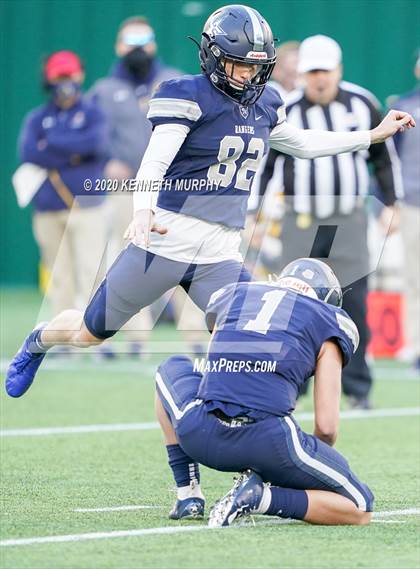 Thumbnail 2 in Highland Park vs Lone Star (UIL 5A Regional) photogallery.