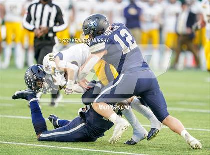 Thumbnail 3 in Highland Park vs Lone Star (UIL 5A Regional) photogallery.