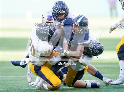 Thumbnail 3 in Highland Park vs Lone Star (UIL 5A Regional) photogallery.