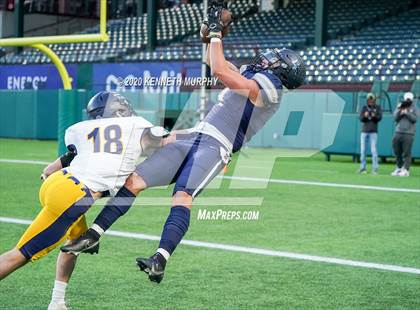 Thumbnail 3 in Highland Park vs Lone Star (UIL 5A Regional) photogallery.