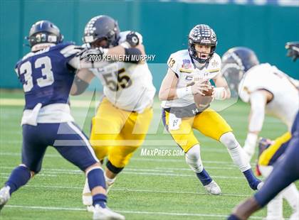 Thumbnail 3 in Highland Park vs Lone Star (UIL 5A Regional) photogallery.