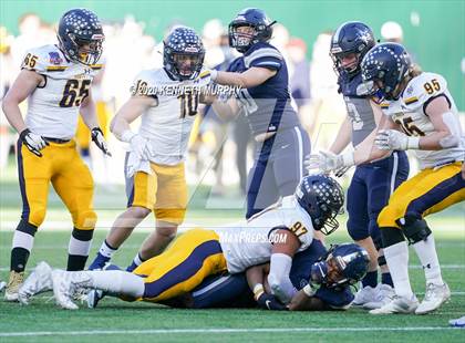 Thumbnail 3 in Highland Park vs Lone Star (UIL 5A Regional) photogallery.