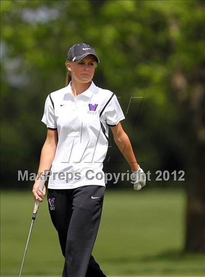 Thumbnail 2 in Jester Park Girls Varsity Invitational photogallery.