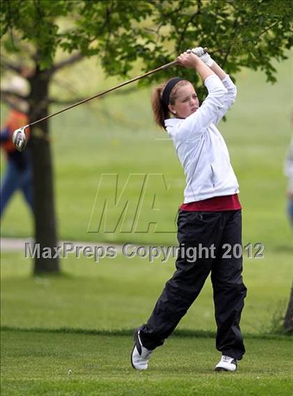 Thumbnail 2 in Jester Park Girls Varsity Invitational photogallery.