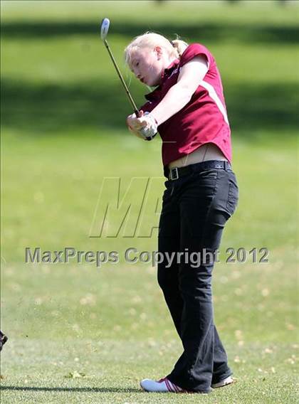Thumbnail 2 in Jester Park Girls Varsity Invitational photogallery.