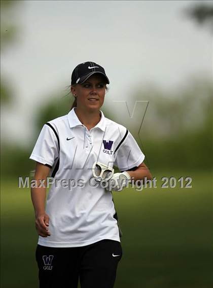 Thumbnail 2 in Jester Park Girls Varsity Invitational photogallery.