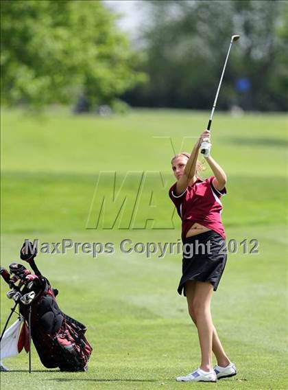 Thumbnail 2 in Jester Park Girls Varsity Invitational photogallery.