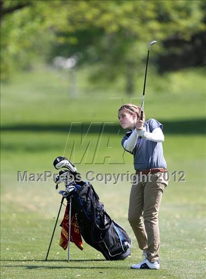 Thumbnail 3 in Jester Park Girls Varsity Invitational photogallery.