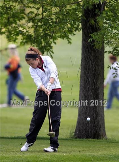 Thumbnail 1 in Jester Park Girls Varsity Invitational photogallery.