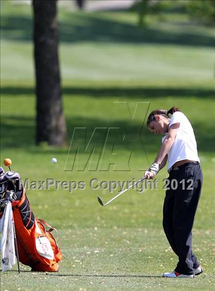 Thumbnail 2 in Jester Park Girls Varsity Invitational photogallery.
