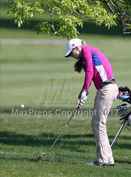 Thumbnail 2 in Jester Park Girls Varsity Invitational photogallery.