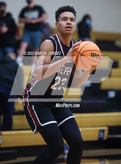 Thumbnail 1 in JSerra Catholic @ Oak Park photogallery.