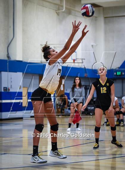 Thumbnail 3 in Newbury Park @ Agoura photogallery.