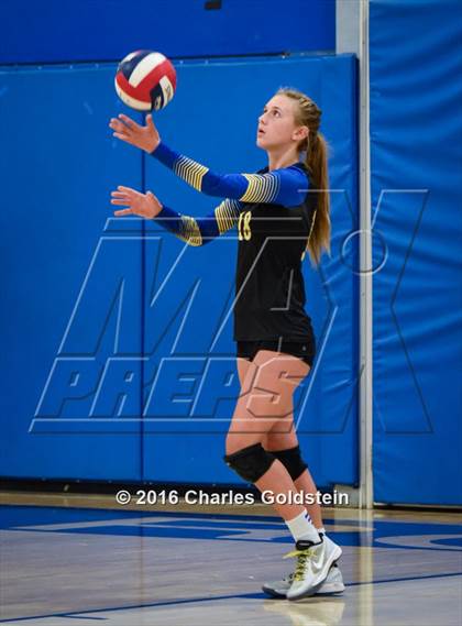 Thumbnail 3 in Newbury Park @ Agoura photogallery.