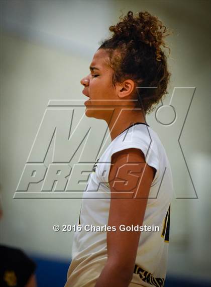 Thumbnail 1 in Newbury Park @ Agoura photogallery.