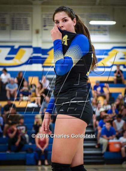 Thumbnail 3 in Newbury Park @ Agoura photogallery.