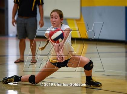 Thumbnail 1 in Newbury Park @ Agoura photogallery.