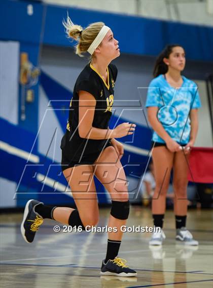 Thumbnail 1 in Newbury Park @ Agoura photogallery.