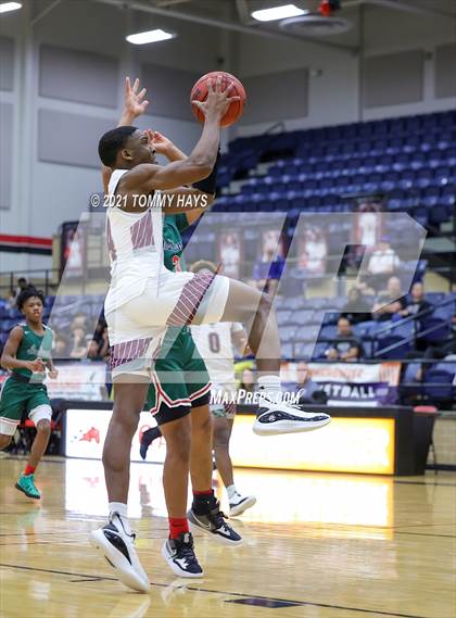 Thumbnail 3 in Mansfield Timberview vs. Waxahachie (Whataburger Tournament) photogallery.