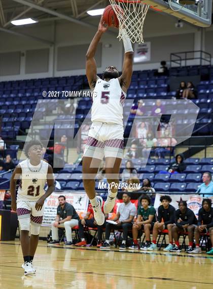 Thumbnail 2 in Mansfield Timberview vs. Waxahachie (Whataburger Tournament) photogallery.
