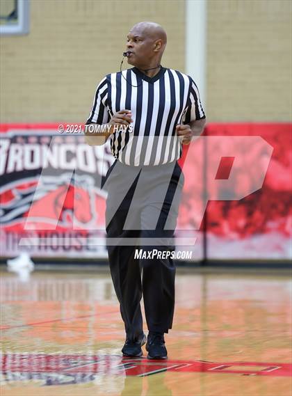Thumbnail 2 in Mansfield Timberview vs. Waxahachie (Whataburger Tournament) photogallery.