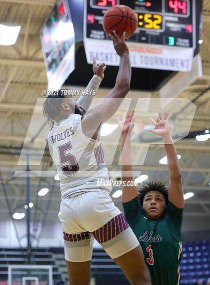 Thumbnail 1 in Mansfield Timberview vs. Waxahachie (Whataburger Tournament) photogallery.