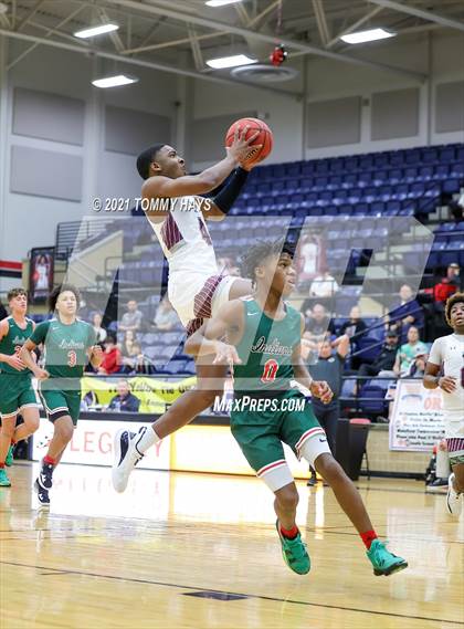 Thumbnail 1 in Mansfield Timberview vs. Waxahachie (Whataburger Tournament) photogallery.