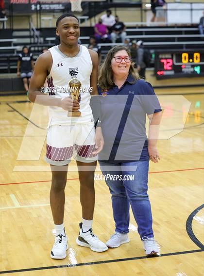 Thumbnail 3 in Mansfield Timberview vs. Waxahachie (Whataburger Tournament) photogallery.