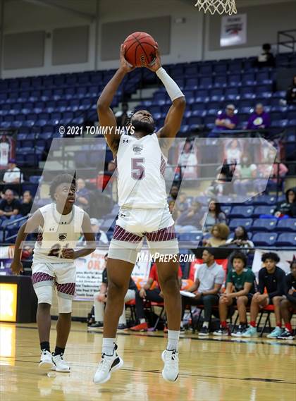 Thumbnail 1 in Mansfield Timberview vs. Waxahachie (Whataburger Tournament) photogallery.