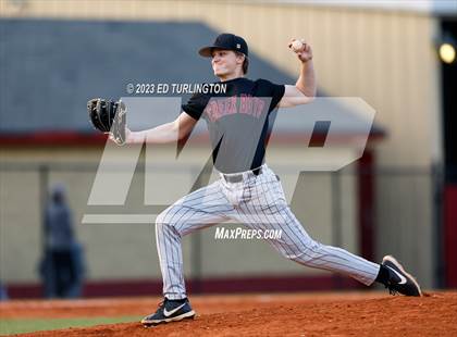 Thumbnail 3 in Johns Creek @ Lassiter photogallery.