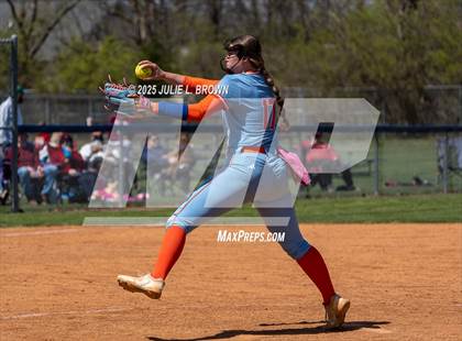 Thumbnail 3 in Silver Creek vs Bishop Watterson photogallery.