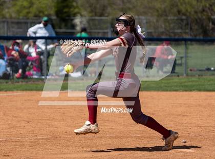 Thumbnail 2 in Silver Creek vs Bishop Watterson photogallery.
