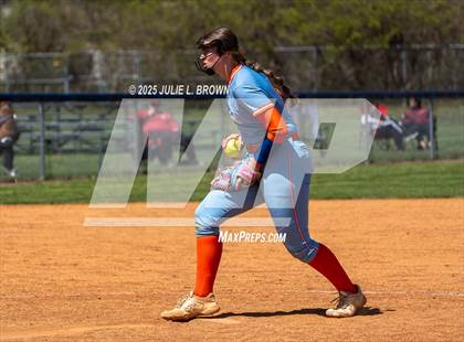 Thumbnail 2 in Silver Creek vs Bishop Watterson photogallery.
