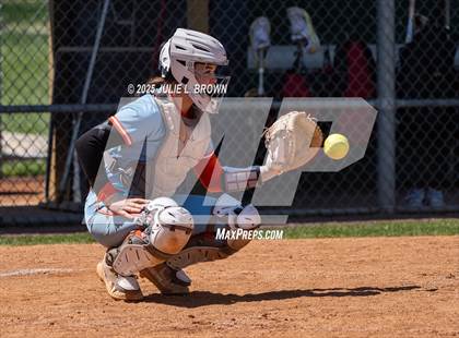 Thumbnail 3 in Silver Creek vs Bishop Watterson photogallery.