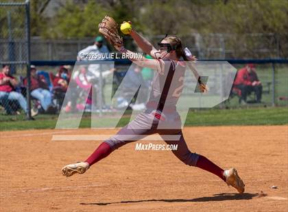 Thumbnail 2 in Silver Creek vs Bishop Watterson photogallery.
