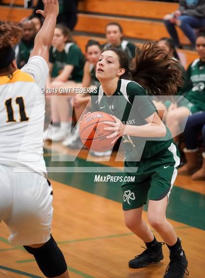 Thumbnail 1 in Bishop O'Dowd vs. Sacred Heart Cathedral Preparatory (Elite is Earned New Year Classic) photogallery.