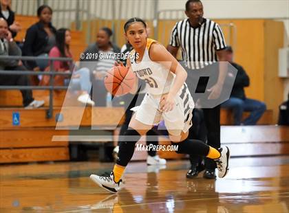 Thumbnail 2 in Bishop O'Dowd vs. Sacred Heart Cathedral Preparatory (Elite is Earned New Year Classic) photogallery.