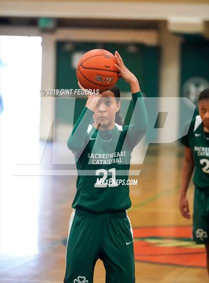 Thumbnail 1 in Bishop O'Dowd vs. Sacred Heart Cathedral Preparatory (Elite is Earned New Year Classic) photogallery.