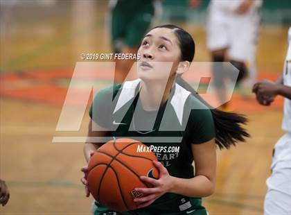 Thumbnail 3 in Bishop O'Dowd vs. Sacred Heart Cathedral Preparatory (Elite is Earned New Year Classic) photogallery.