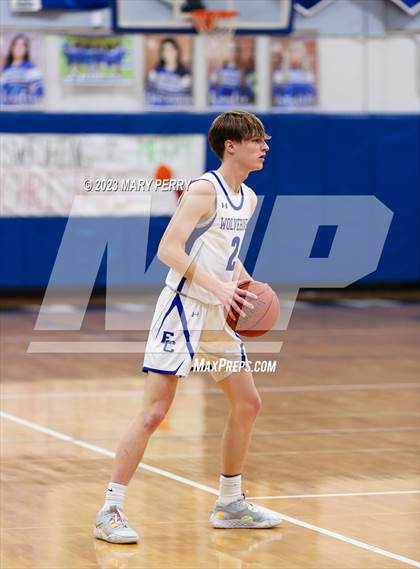 Thumbnail 2 in Serra Catholic @ Ellwood City photogallery.
