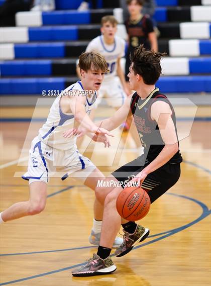 Thumbnail 2 in Serra Catholic @ Ellwood City photogallery.