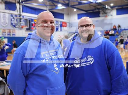 Thumbnail 1 in Serra Catholic @ Ellwood City photogallery.